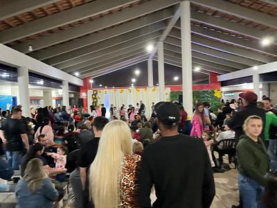 CMEI Pequenos Anjos realizou na sexta-feira a Festa da FamÃ­lia